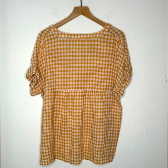 Jane and Delancey Plaid Top Large - Picture 2 of 4